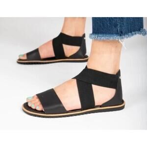 Sorel Ella 2 Sandals Womens 7.5
Black Leather Stretch Straps
Gladiator Flats